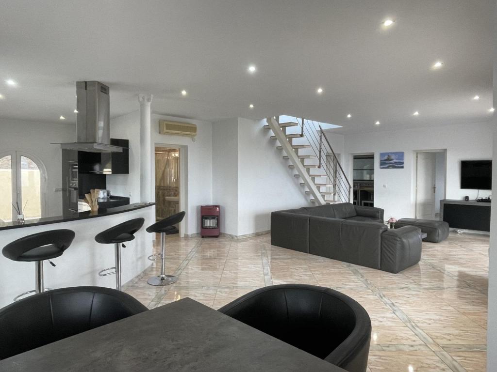 4 bed villas in Calpe