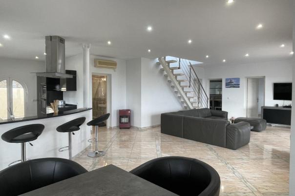 4 bed villas in Calpe