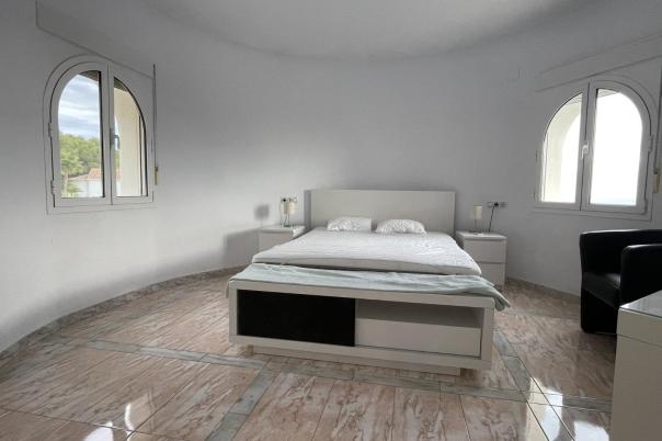 4 bed villas in Calpe