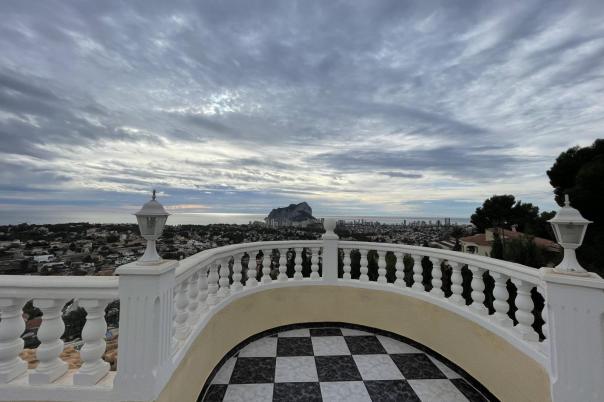 4 bed villas in Calpe