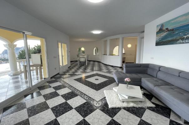 4 bed villas in Calpe