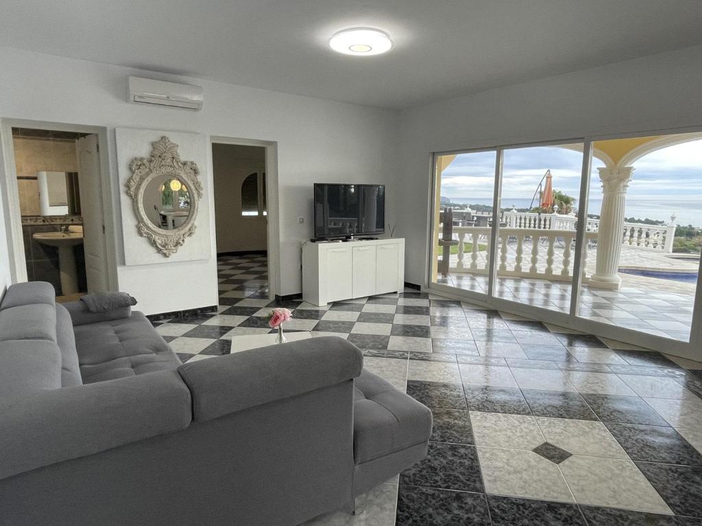 4 bed villas in Calpe