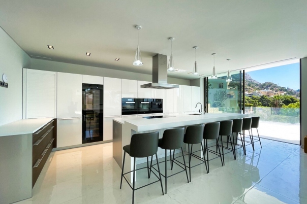 4 bed villa in Altea