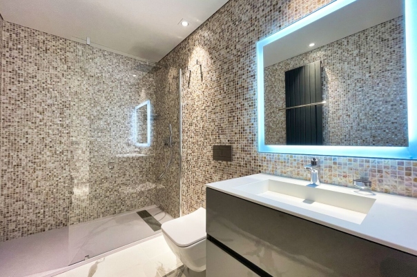 4 bed villa in Altea