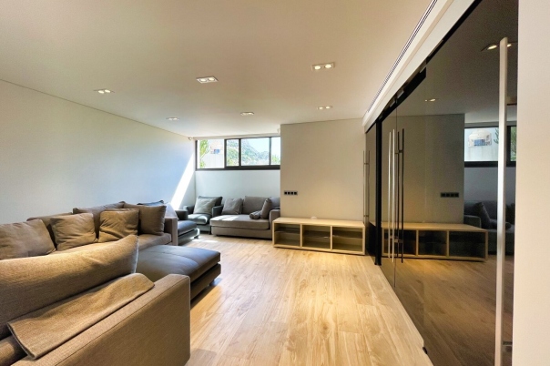 4 bed villa in Altea