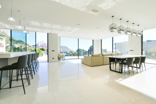 4 bed villa in Altea