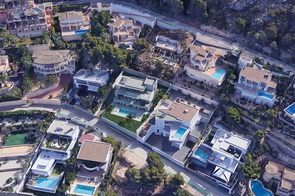 5 bed villa in Altea