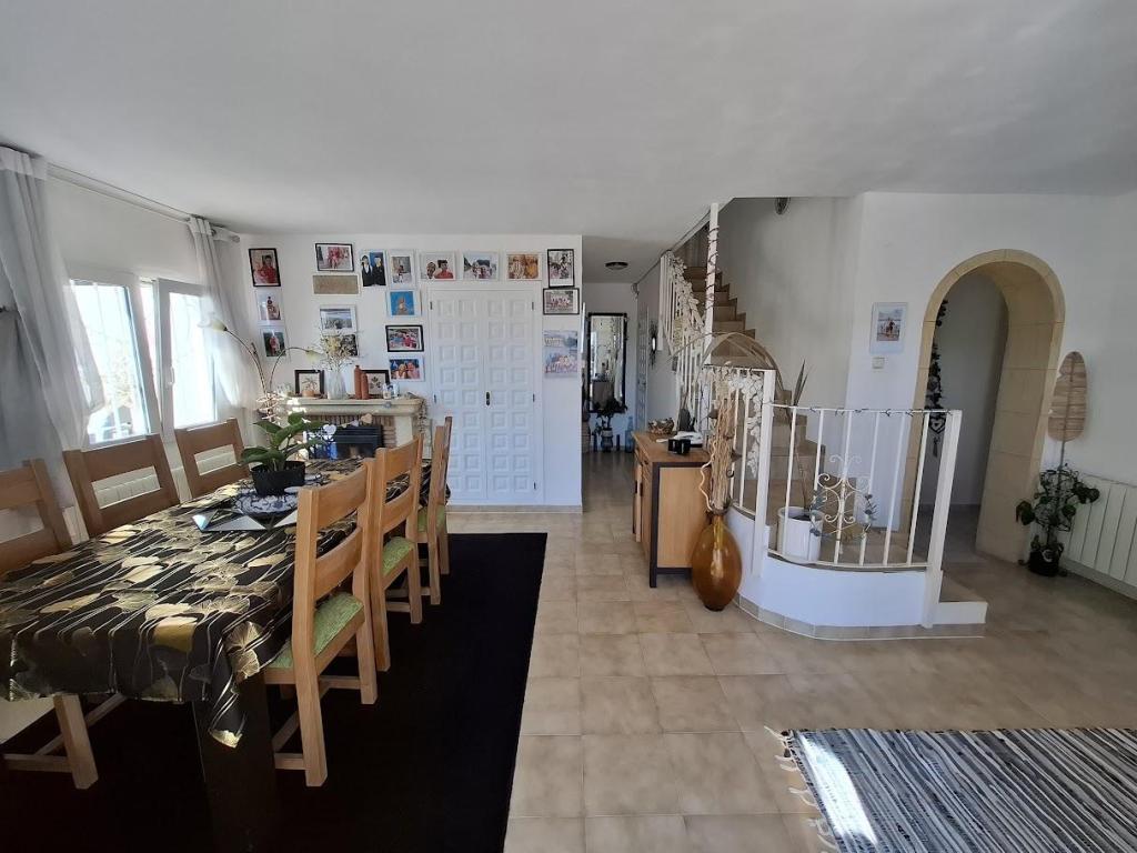 5 bed villas in Benissa