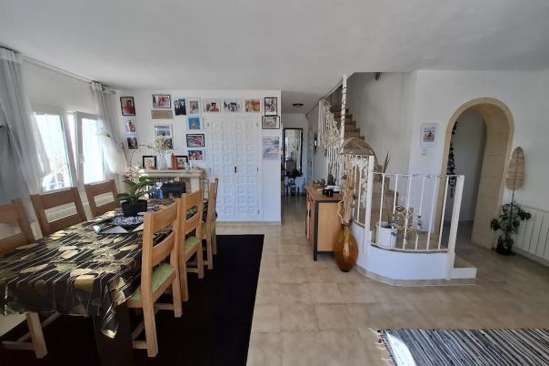5 bed villas in Benissa