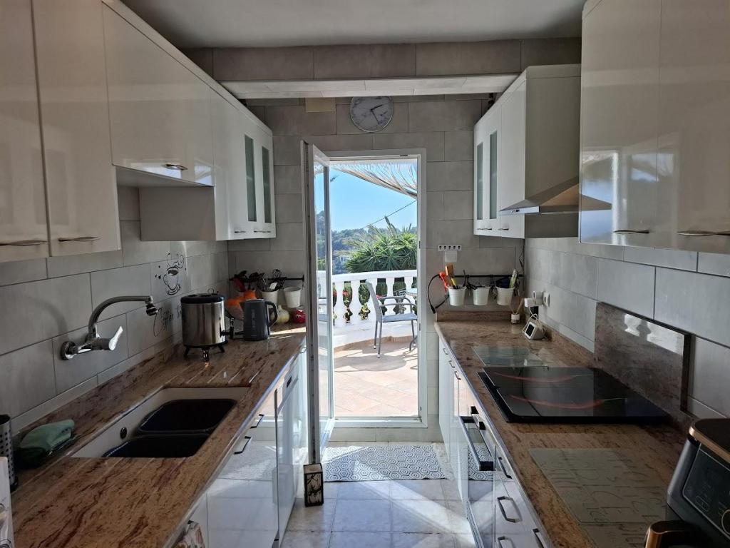 5 bed villas in Benissa