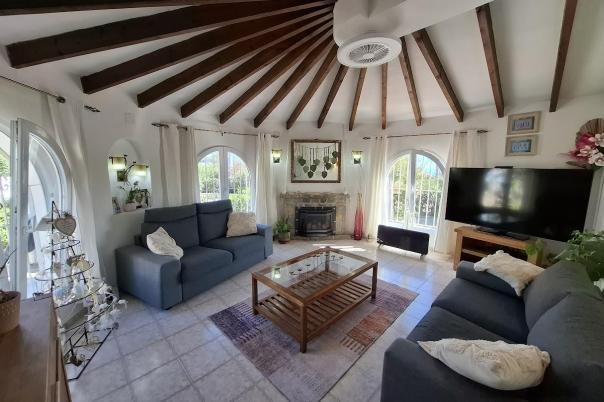 5 bed villas in Benissa