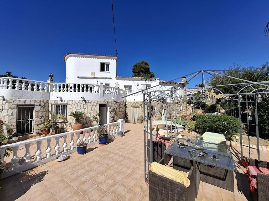 5 bed villas in Benissa