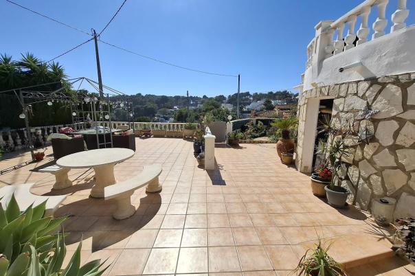 5 bed villas in Benissa