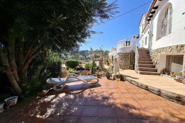5 bed villas in Benissa
