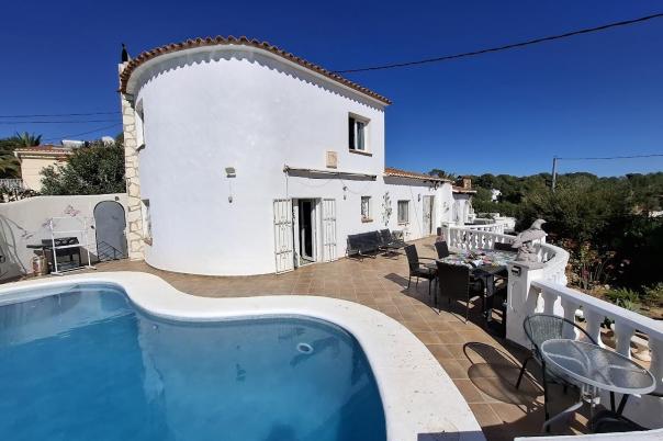 5 bed villas in Benissa