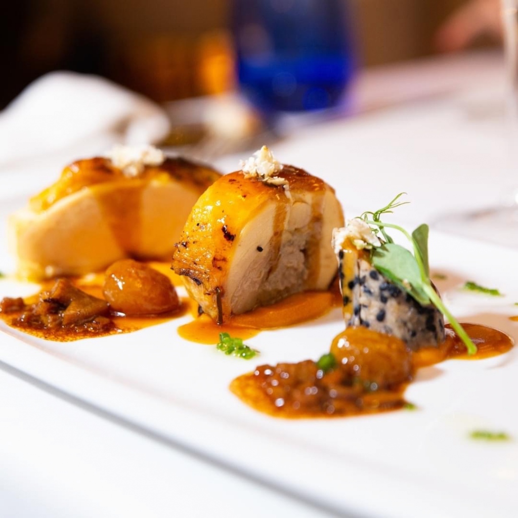 DISCOVER The stunning views & exceptional food at Amantes de Moraira