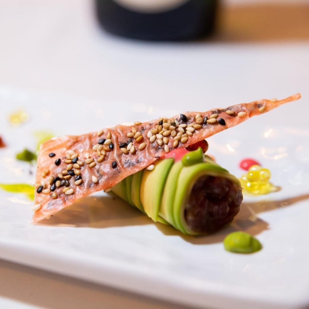 DISCOVER The stunning views & exceptional food at Amantes de Moraira
