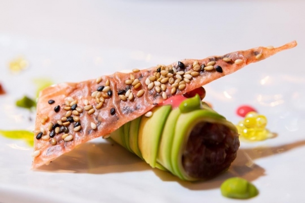 DISCOVER The stunning views & exceptional food at Amantes de Moraira