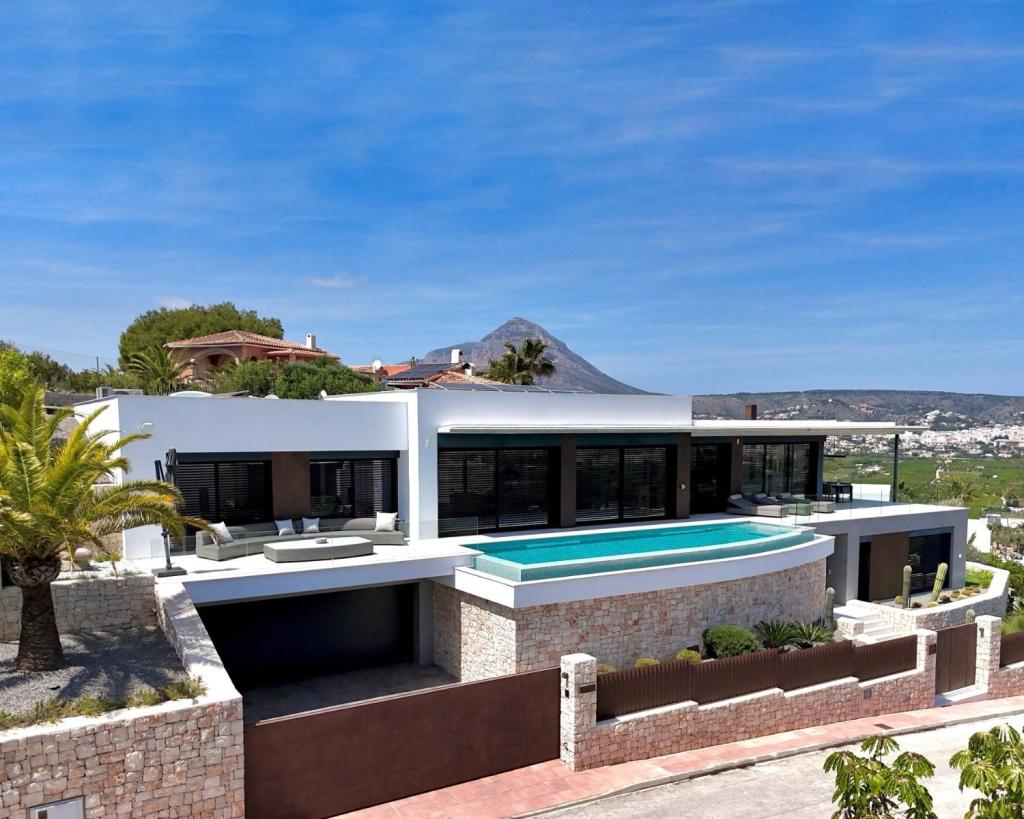 4 bed villas in Javea