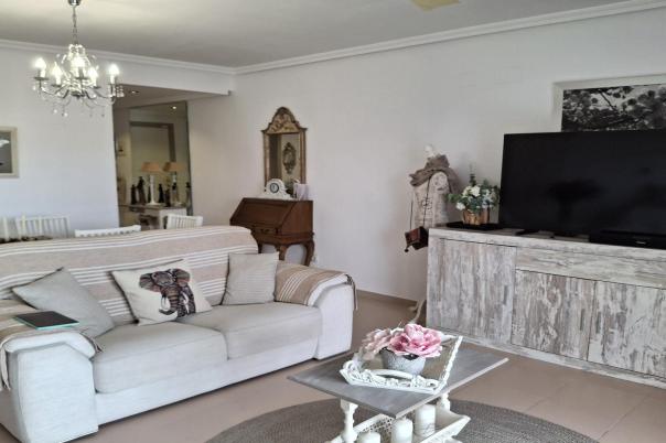 2 bed apartment in Teulada