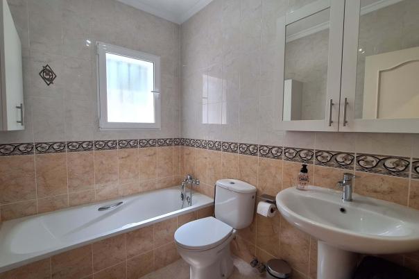 5 bed villa in Orba