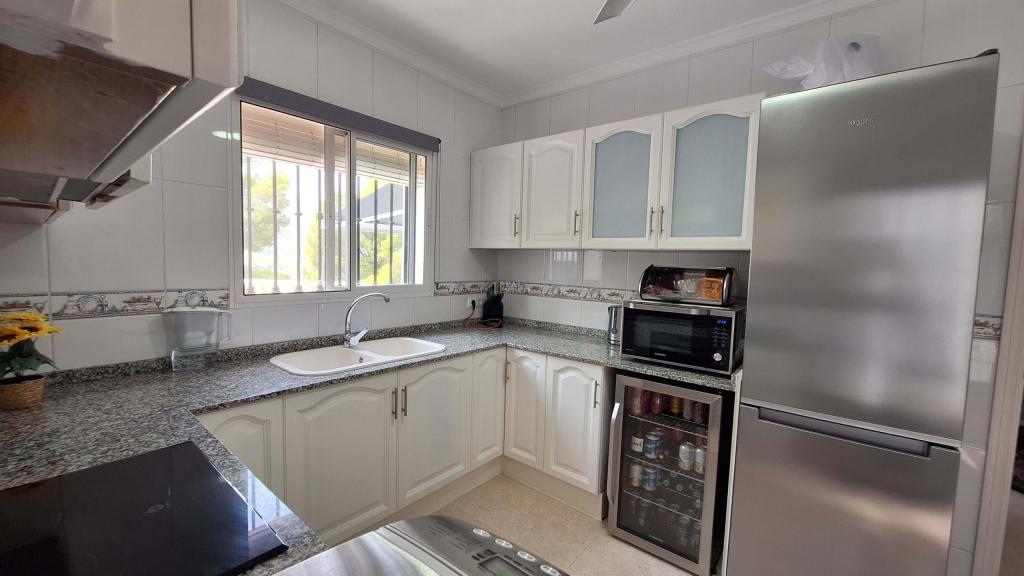 5 bed villa in Orba
