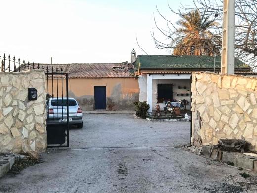 3 bed country house in Crevillent