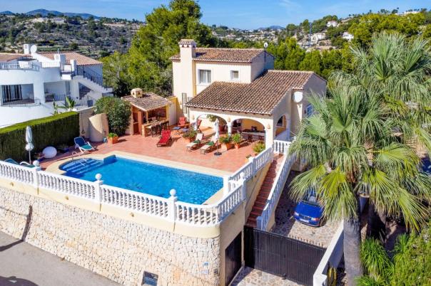 4 bed villas in Benissa