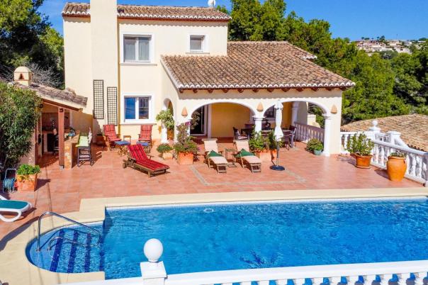 4 bed villas in Benissa