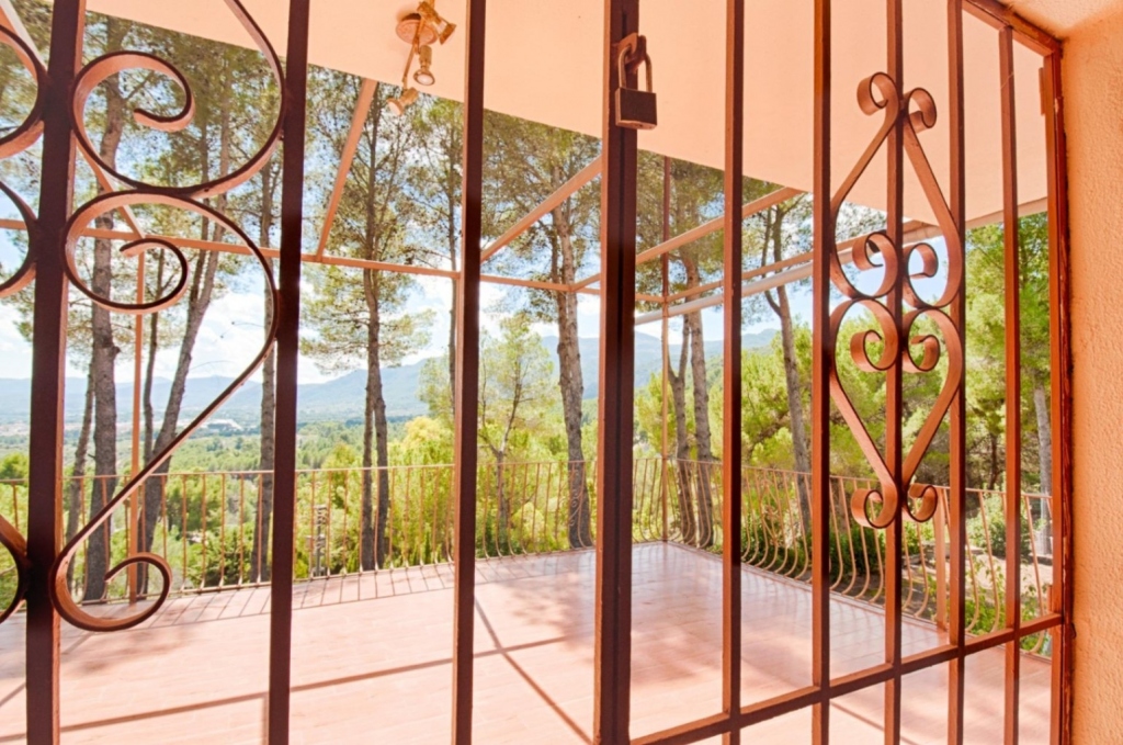 4 bed finca in Muro d'Alcoi