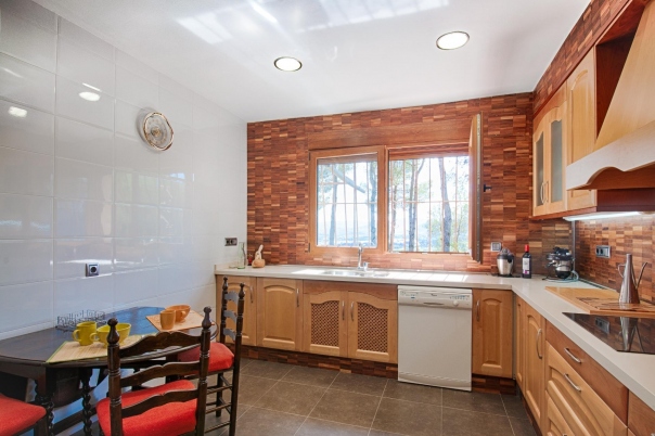 4 bed finca in Muro d'Alcoi