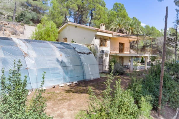 4 bed finca in Muro d'Alcoi