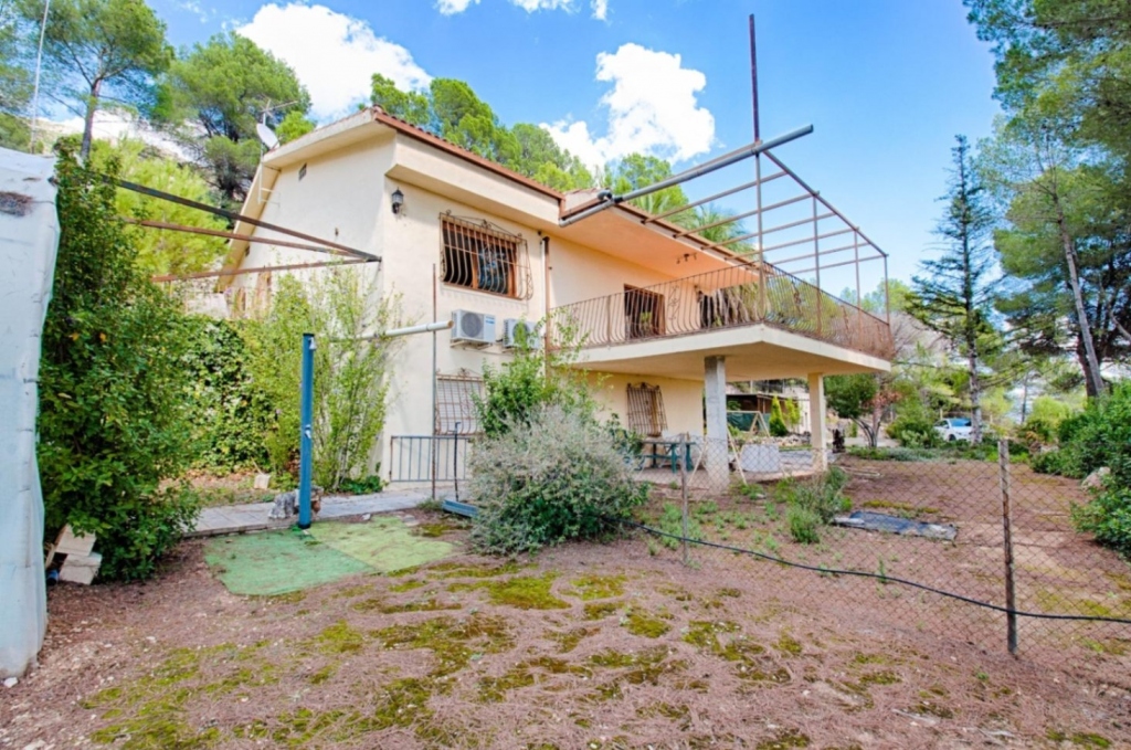 4 bed finca in Muro d'Alcoi