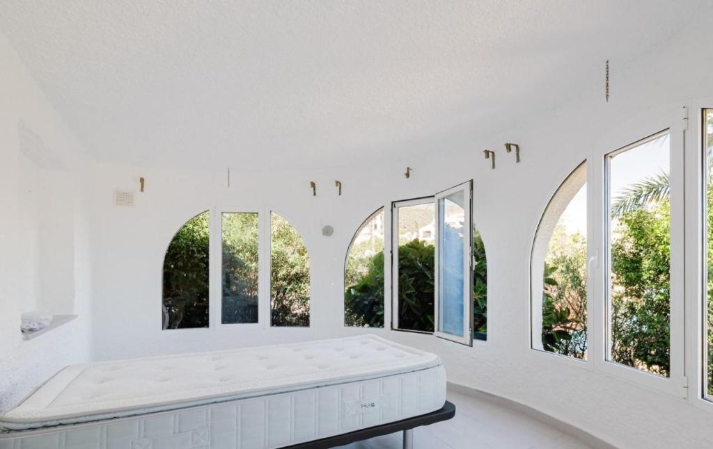 5 bed villas in Calpe / Calp