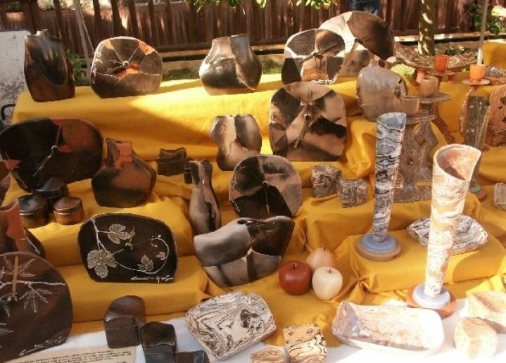 Markets in Javea: Sunday Artisan & Craft Market at Javea Port