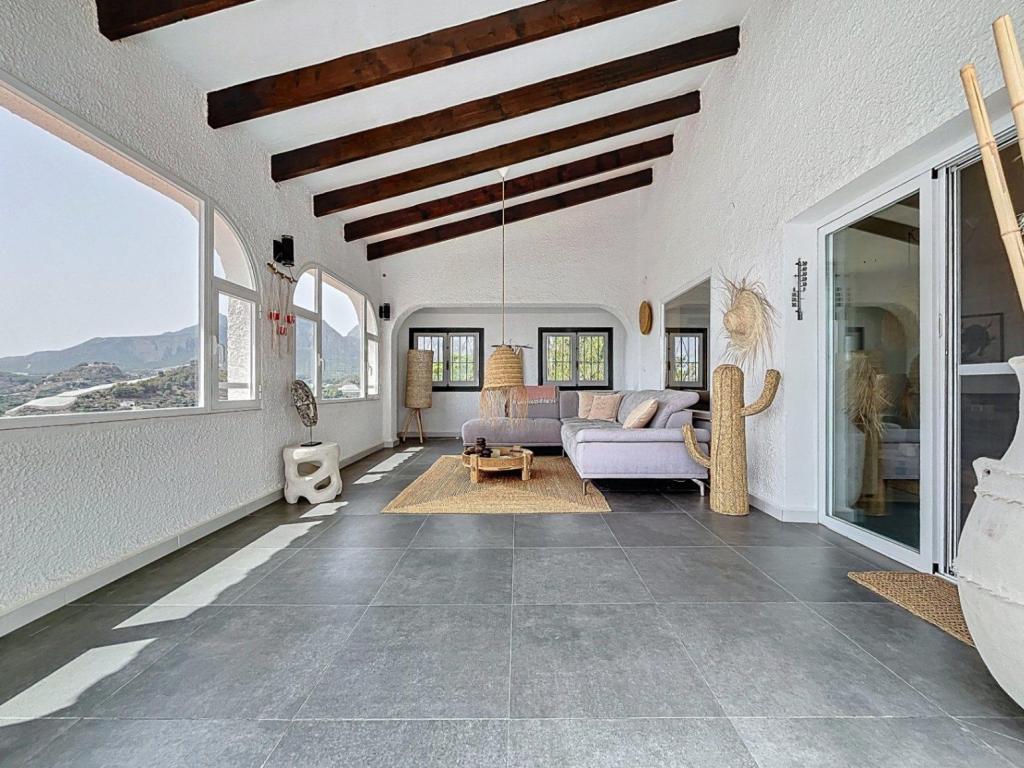 3 bed villa in Callosa de Ensarriá