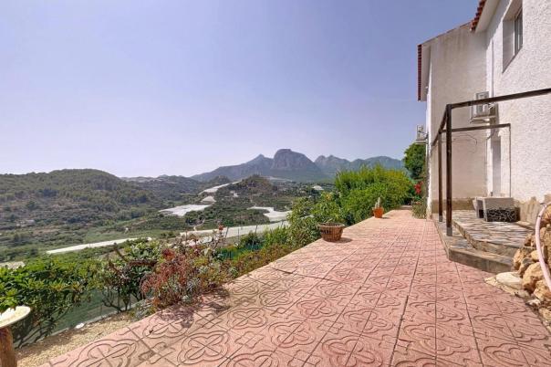 3 bed villa in Callosa de Ensarriá