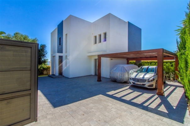 4 bed villa in Calpe