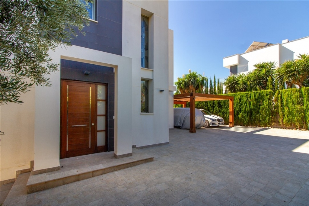 4 bed villa in Calpe