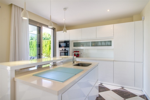 4 bed villa in Calpe