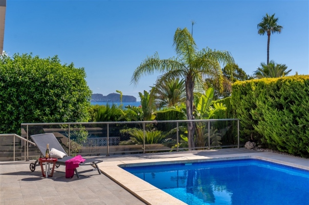 4 bed villa in Calpe