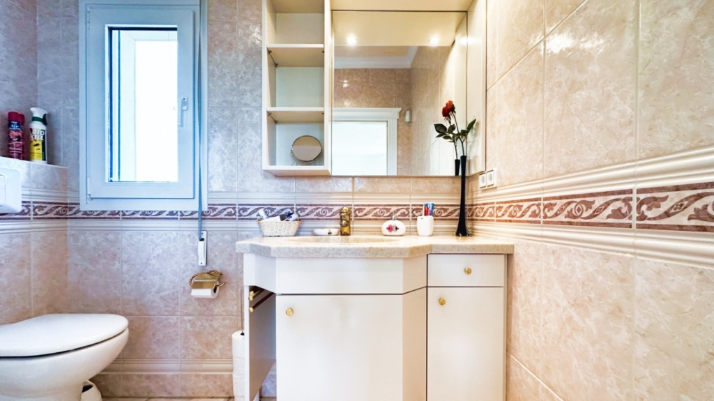 6 bed villa in Altea