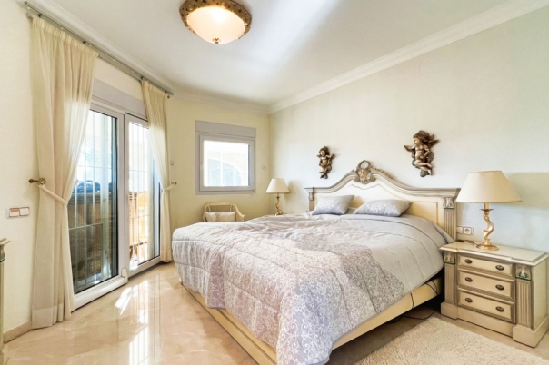 6 bed villa in Altea