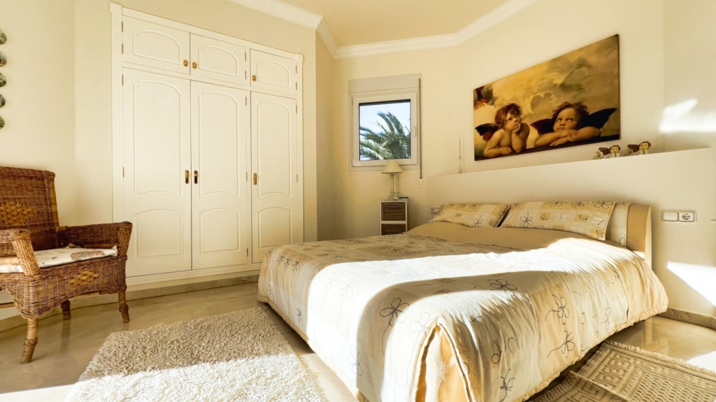 6 bed villa in Altea