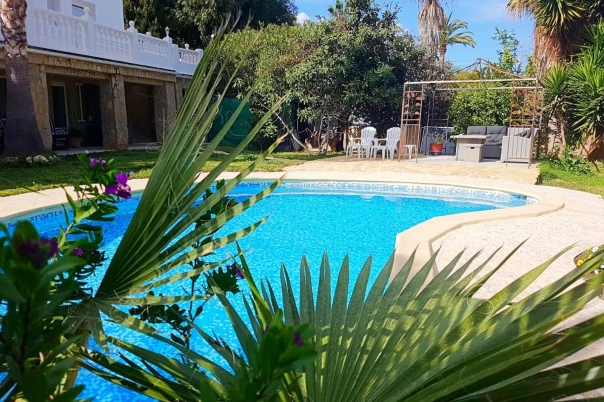 9 bed villa in Javea