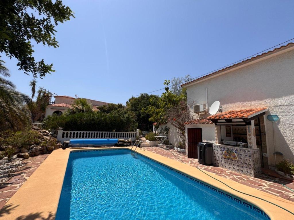6 bed villa in Benissa