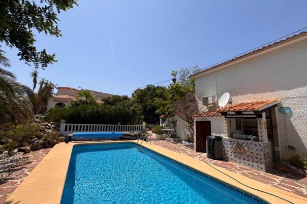 6 bed villa in Benissa