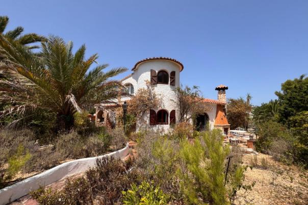 6 bed villa in Benissa