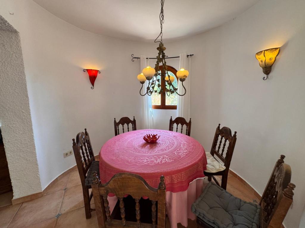 6 bed villa in Benissa