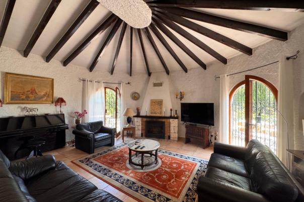 6 bed villa in Benissa